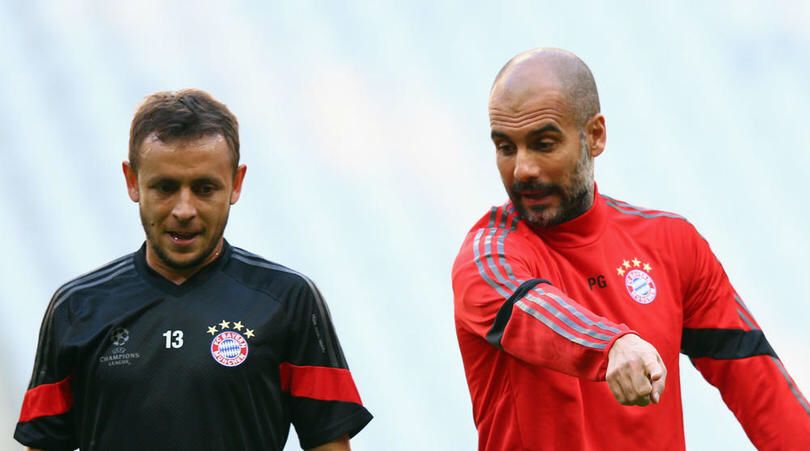 国产成人愉拍免费视频